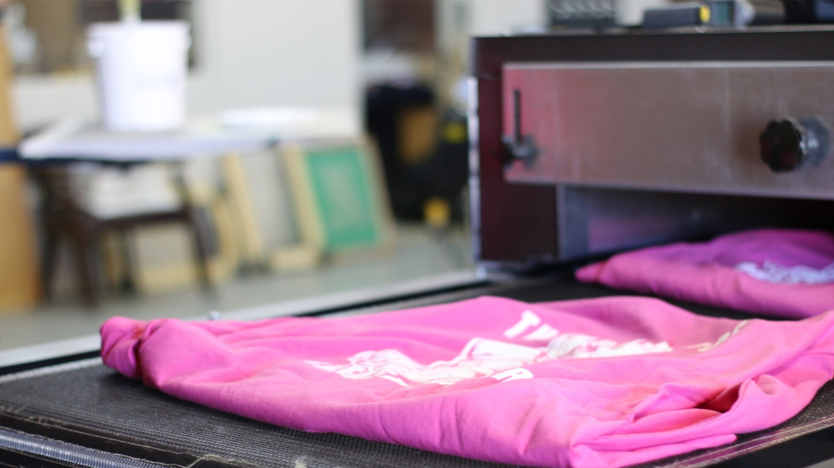 How To Choose The Best T-Shirts For Printing